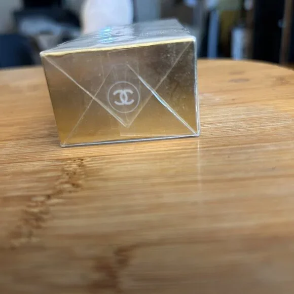 CHANEL COCO MADEMOISELLE Eau de Toilette Spray 1.7oz Brand new - Picture 4 of 4